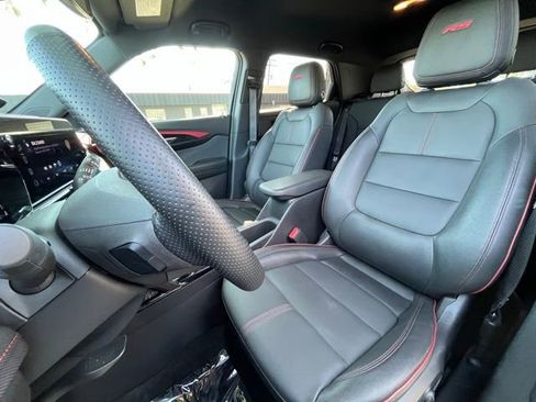 Used 2024 Chevrolet TrailBlazer RS w/ Convenience Package image 18