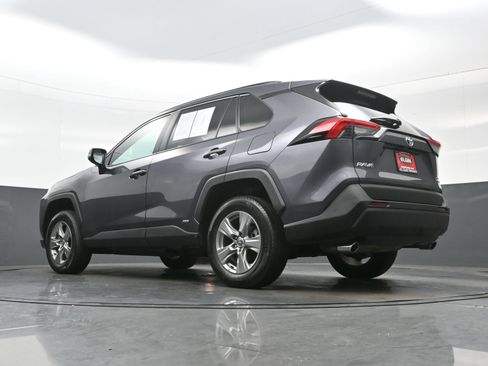 Used 2024 Toyota RAV4 XLE w/ Convenience Package AWD/4WD image 31