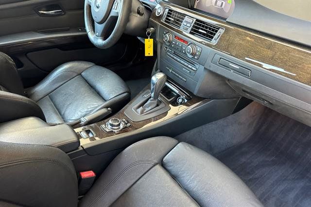 Used 2013 BMW 335i Convertible RWD image 15