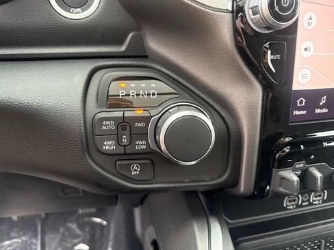 New 2026 RAM 1500 Big Horn AWD/4WD image 14