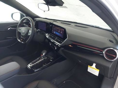 New 2026 Chevrolet Trax RS w/ Driver Confidence Package FWD image 29
