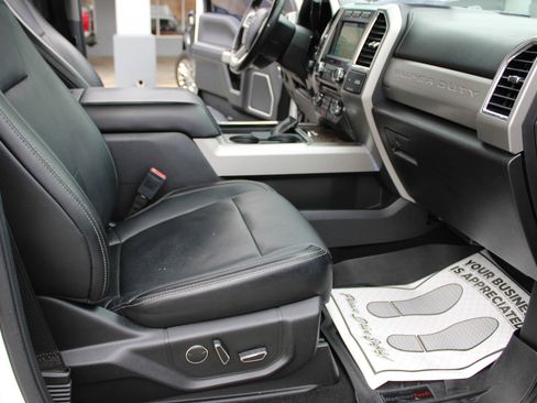 Used 2018 Ford F250 Lariat w/ Lariat Ultimate Package image 15