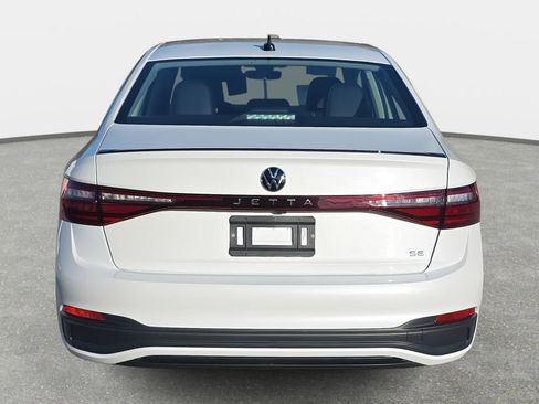 New 2026 Volkswagen Jetta SE image 6