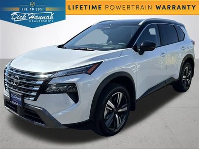 New 2025 Nissan Rogue SL w/ Tech Package