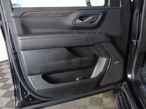 Used 2024 Chevrolet Tahoe LT w/ Luxury Package image 24