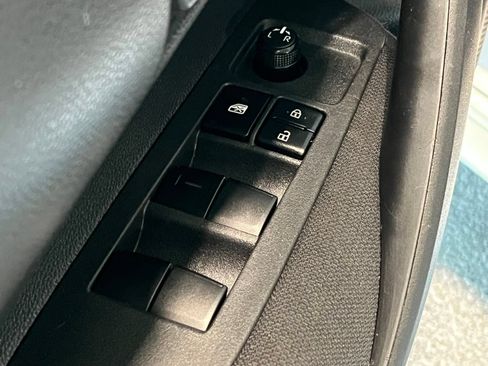 Used 2025 Toyota Corolla LE FWD image 32