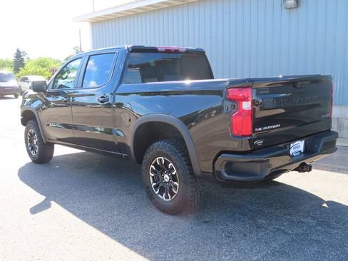 Used 2023 Chevrolet Silverado 1500 ZR2 AWD/4WD image 8