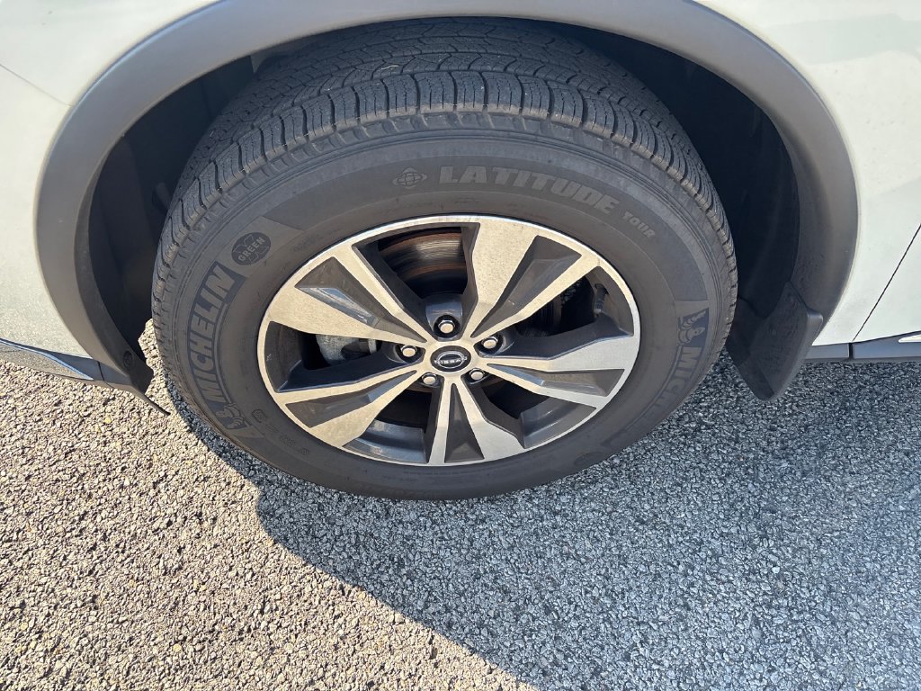Used 2024 Nissan Murano SV AWD/4WD image 9