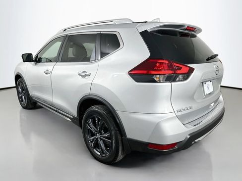 Used 2017 Nissan Rogue SL w/ SL Premium Package AWD/4WD image 7