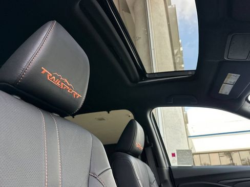 Certified 2025 Honda Passport TrailSport image 19