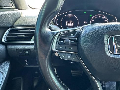 Used 2021 Honda Accord Sport image 11