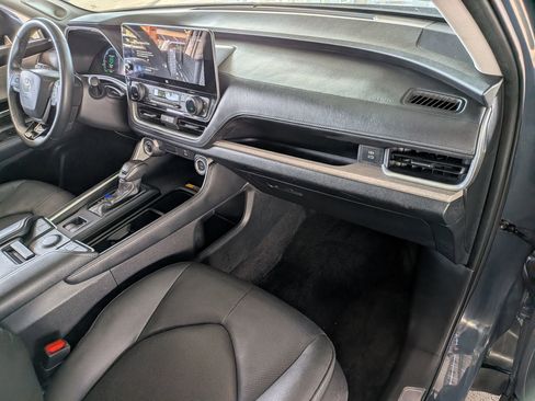 Certified 2024 Toyota Grand Highlander Limited image 34