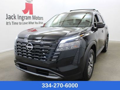 New 2026 Nissan Pathfinder SL