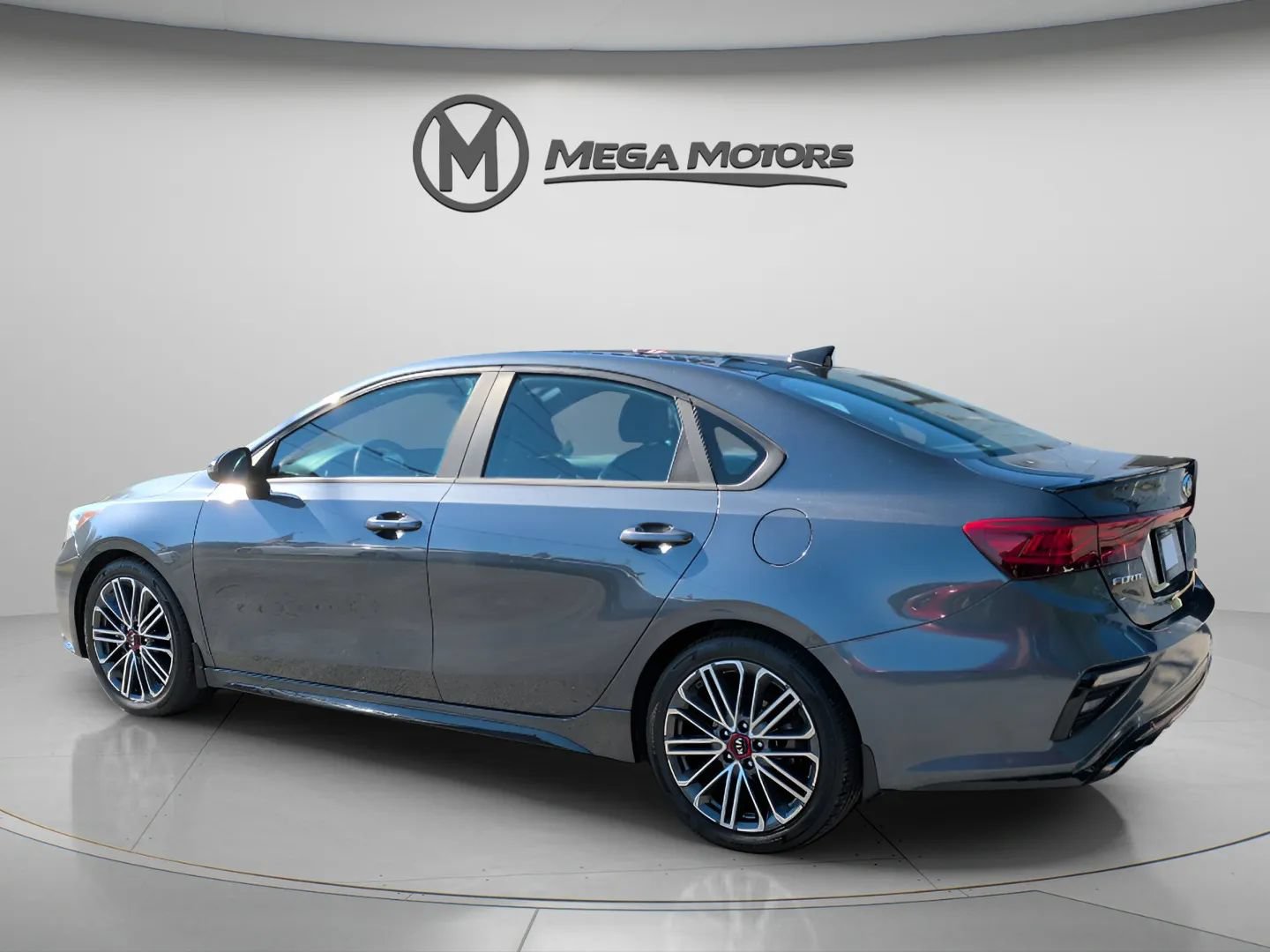 Used 2021 Kia Forte GT FWD image 4