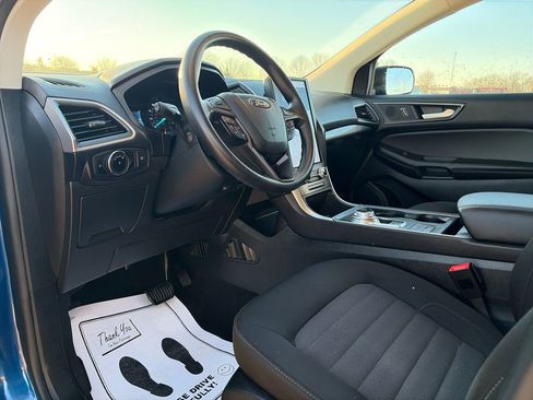 Used 2023 Ford Edge SE image 14