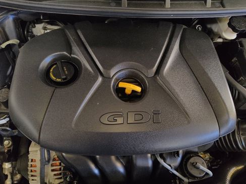 Used 2016 Kia Forte LX image 30