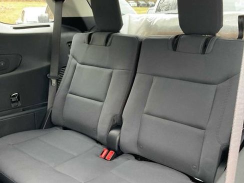 Used 2026 Ford Explorer Active AWD/4WD image 41