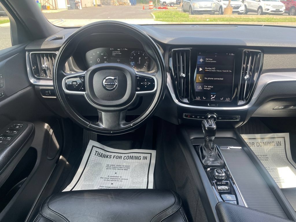 Used 2020 Volvo V60 T5 Cross Country w/ Protection Package AWD/4WD image 23