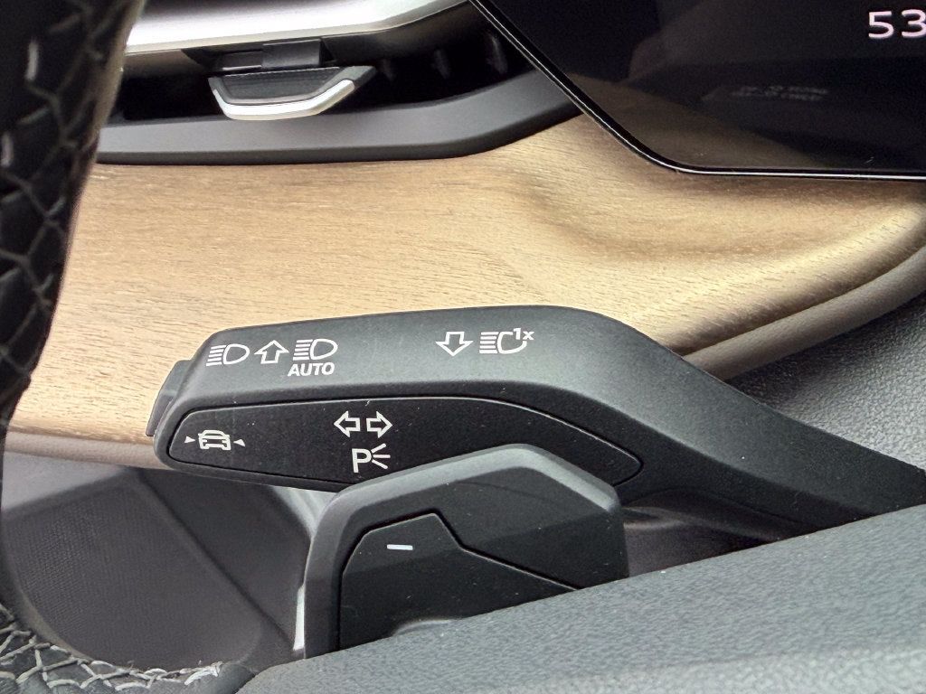 Certified 2025 Audi Q5 Premium Plus w/ Premium Plus AWD/4WD image 36