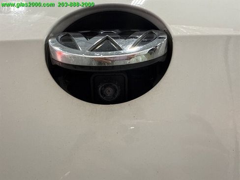 Used 2018 Volkswagen GTI SE w/ SE Leather Package image 32