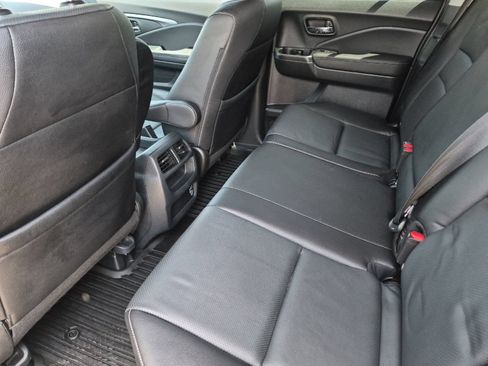 Used 2023 Honda Ridgeline RTL-E image 11