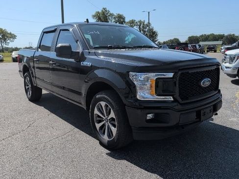 Used 2020 Ford F150 XL w/ Equipment Group 101A Mid AWD/4WD image 4