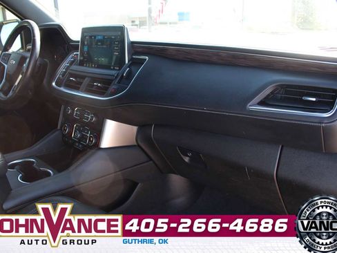 Used 2021 Chevrolet Suburban LT w/ LT Signature Package image 16