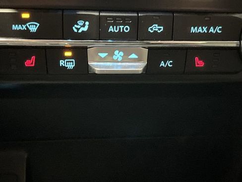 Used 2023 Ford F150 Lightning XLT w/ Tow Technology Package image 7