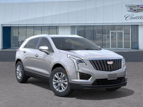 New 2026 Cadillac XT5 Luxury image 7