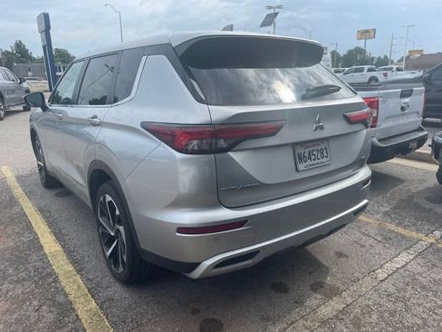Used 2024 Mitsubishi Outlander SE AWD/4WD image 10