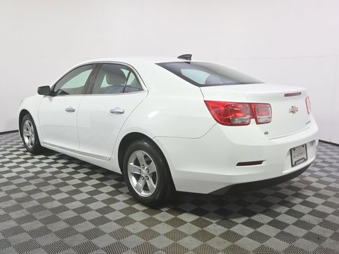 Used 2016 Chevrolet Malibu LS FWD image 3