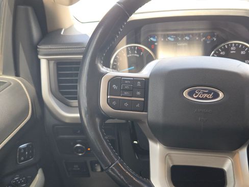 Used 2022 Ford Expedition XLT RWD image 20