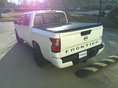 Used 2026 Nissan Frontier SV w/ SV Convenience Package image 10