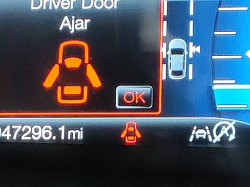 Used 2024 Ford Edge SEL AWD/4WD image 11