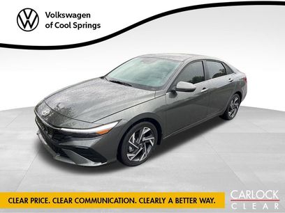 Used 2025 Hyundai Elantra Limited