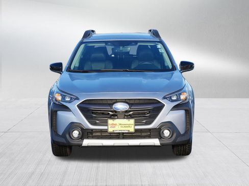 Used 2024 Subaru Outback Limited image 2
