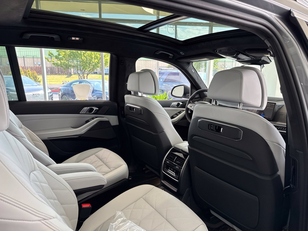New 2027 BMW X7 xDrive40i AWD/4WD image 47