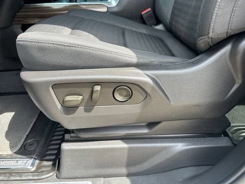 Used 2023 Chevrolet Silverado 1500 LT w/ Protection Package AWD/4WD image 13