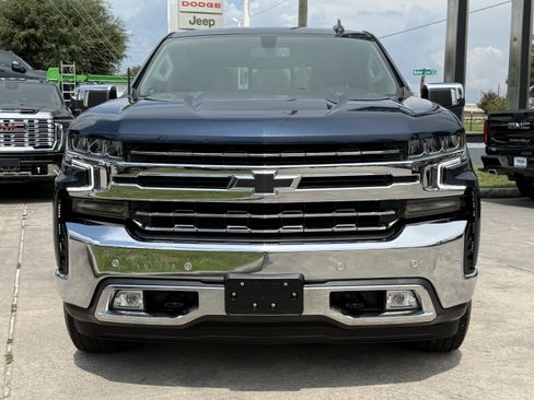 Used 2022 Chevrolet Silverado 1500 LTZ w/ LTZ Convenience Package II RWD image 10