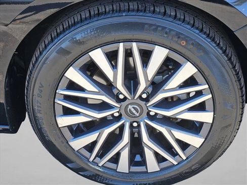 Used 2023 Nissan Altima 2.5 SV FWD image 26