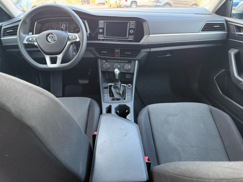 Used 2019 Volkswagen Jetta S image 17