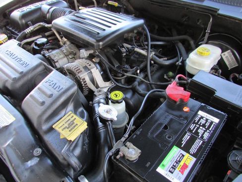 Used 2003 Dodge Durango Sport RWD image 16