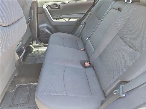 Used 2021 Toyota RAV4 LE w/ Carpet Mat Package (TMS) FWD image 23