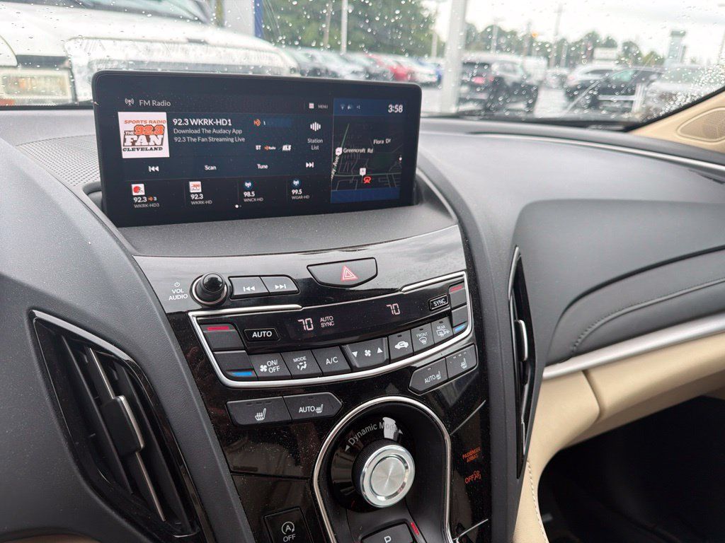 Used 2024 Acura RDX w/ Technology Package AWD/4WD image 10