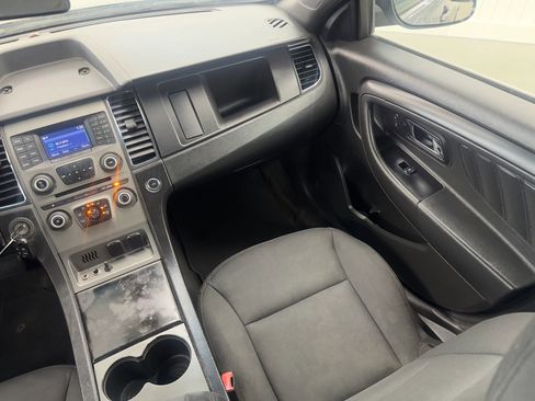 Used 2018 Ford Taurus Police Interceptor image 17