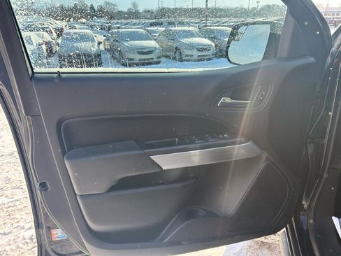 Used 2017 Chevrolet Colorado LT w/ LT Convenience Package image 14