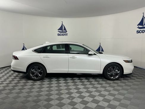 Used 2026 Honda Accord EX-L image 6