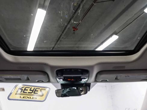 Used 2025 Lexus NX 250 FWD image 16