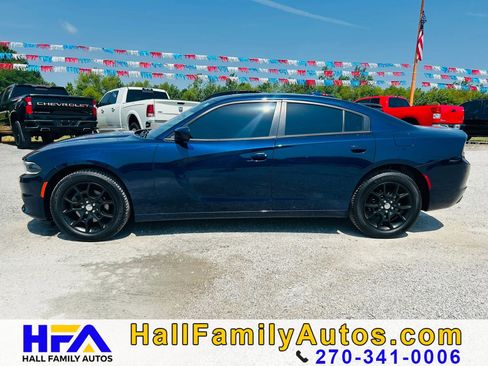 Used 2016 Dodge Charger SXT w/ AWD Plus Group image 2