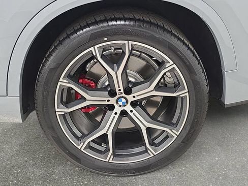 Used 2026 BMW X5 M60i AWD/4WD image 28